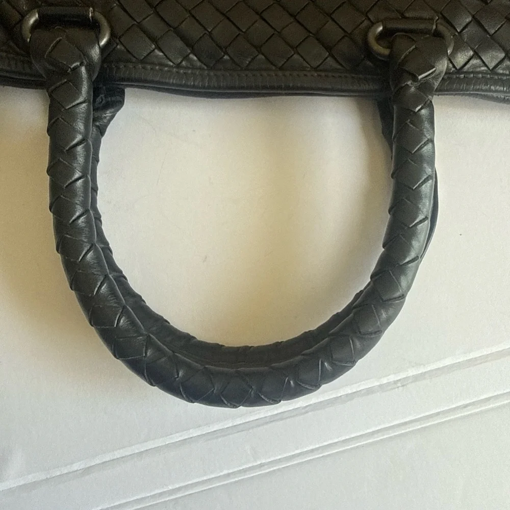 Authentic Bottega Veneta Woven Leather Bag